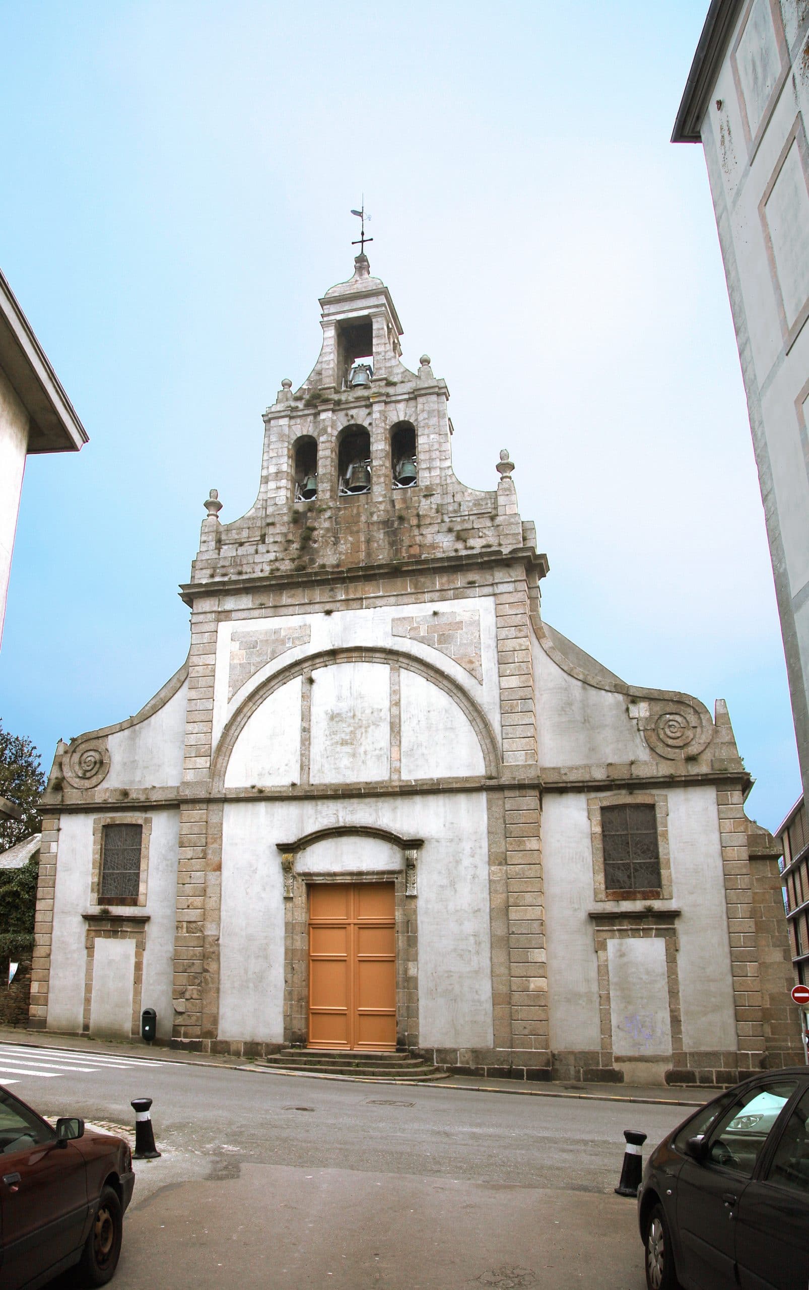 Saint-Sauveur Church