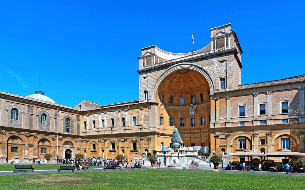 Court of the Pigna